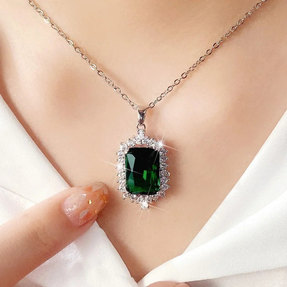 🔥 Rectangle Style Silver Plated Green Color CZ Necklace for Women, HA4478 - Picture 3 of 6